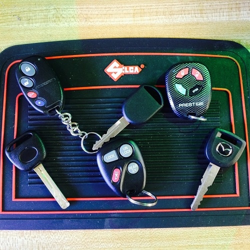 We provide car key replacement services for all makes and models.