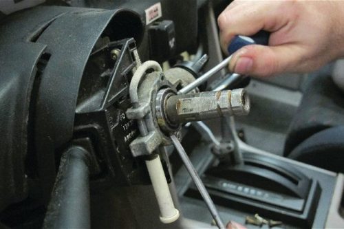 Advance Auto can quickly diagnose and repair everything from broken locks to loose steering columns.